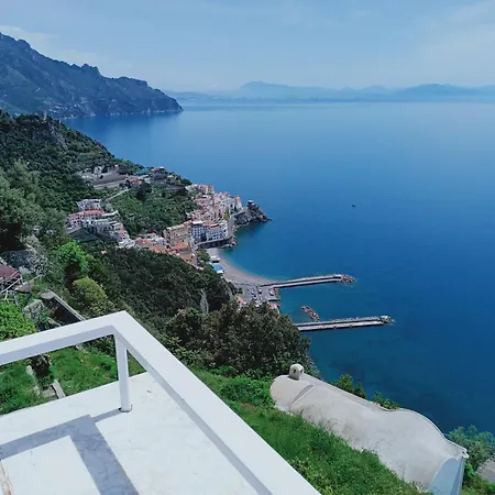 Casa Vacanze La Rosa Del Mare Amalfi Exterior photo